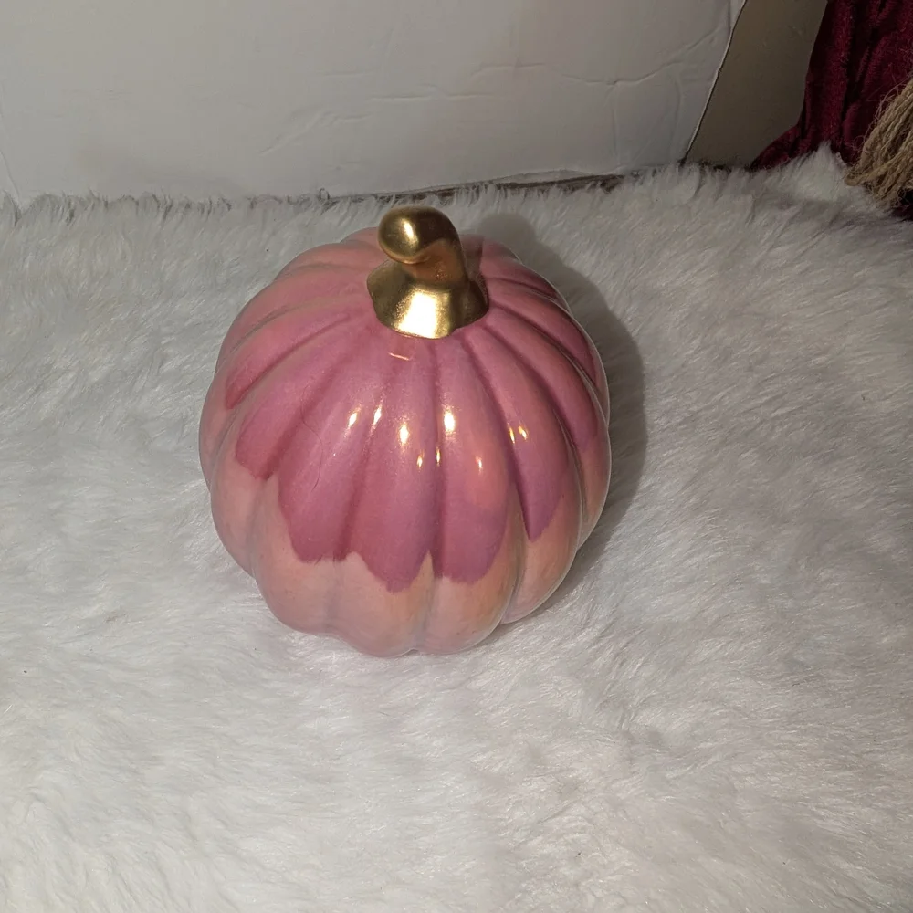 ♥️Target Bullseye 2024 ~ Pink Iridescent Pumpkin Ceramic ~ Halloween Fall ~ NEW
